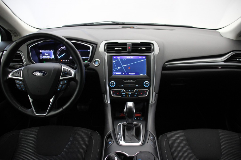 Ford Mondeo Wagon 2.0 IVCT HEV Titanium – Carplay, Cruise, Clima, Stoelverw.