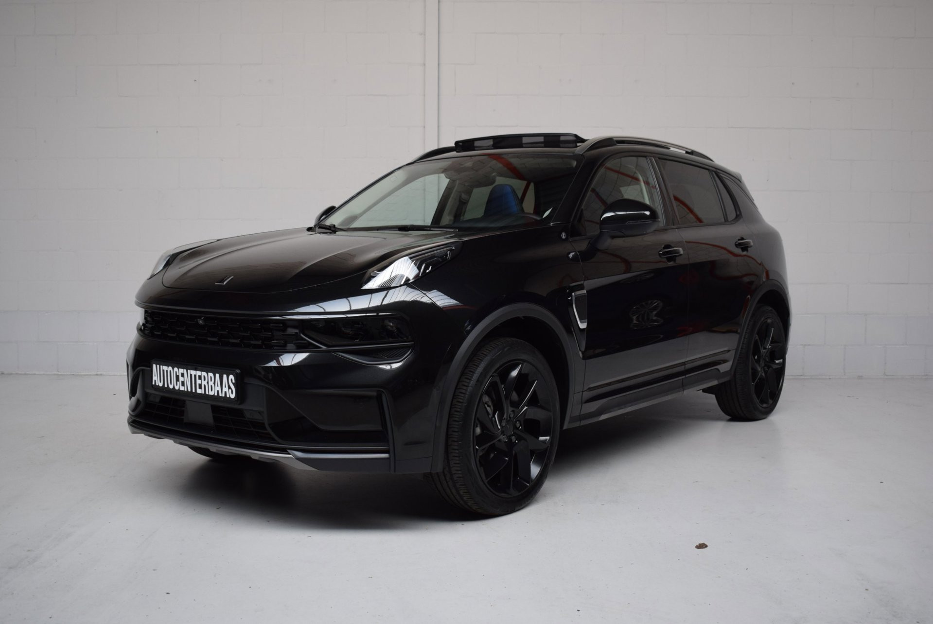 Lynk & Co 01 1.5 PHEV BLACK-EDITION / VIRTUAL / 360 CAMERA / INFINITY GELUID / PANORAMADAK / ADAPT.CRUISE / 20INCH / SFEERVERL.