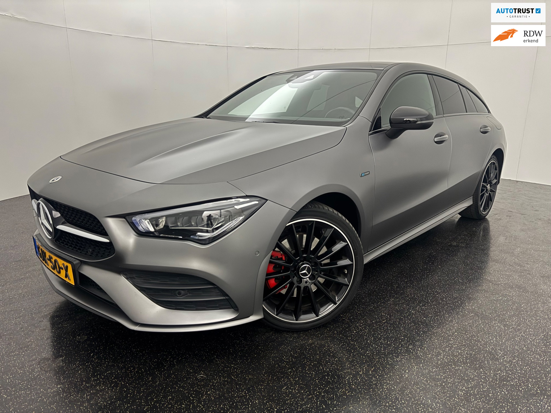 Mercedes-Benz CLA-Klasse Shooting Brake 250 e Premium Plus Matt Night pakket