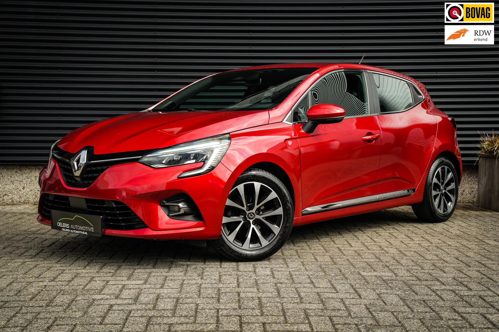 Renault Clio 1.0 TCe Intens | CarPlay | Clima | Cruise | PDC | Metalic lak | DAB | LED |
