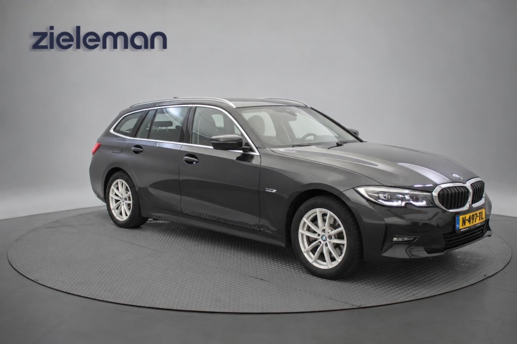 BMW 3 Serie Touring 320e Business Edition Plus – Carplay, Leer, Stoelverw. Digitaal Cockpit