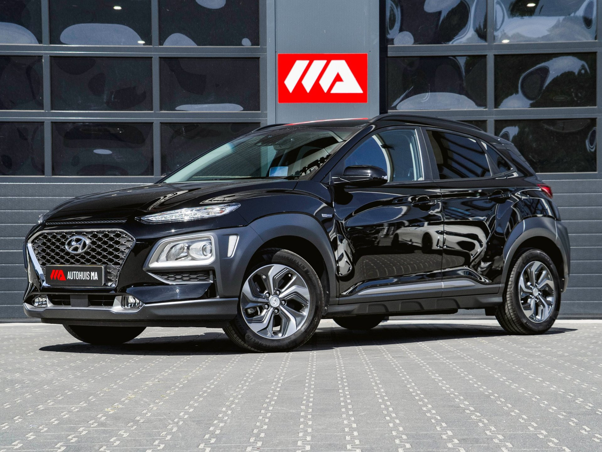 Hyundai KONA 1.6 GDI HEV Fashion | TREKHAAK | CAMERA | HEAD UP | ADAPTIVE | NAP