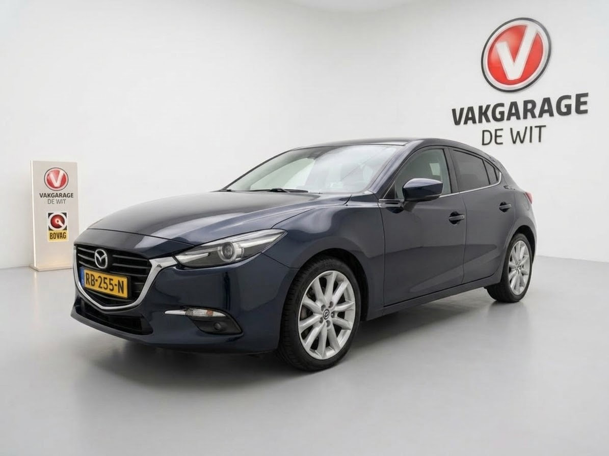 Mazda 3 2.0 SkyActiv-G 120 GT-M | 18″ | Leder | Camera | Trekhaak | Dealer onderhouden