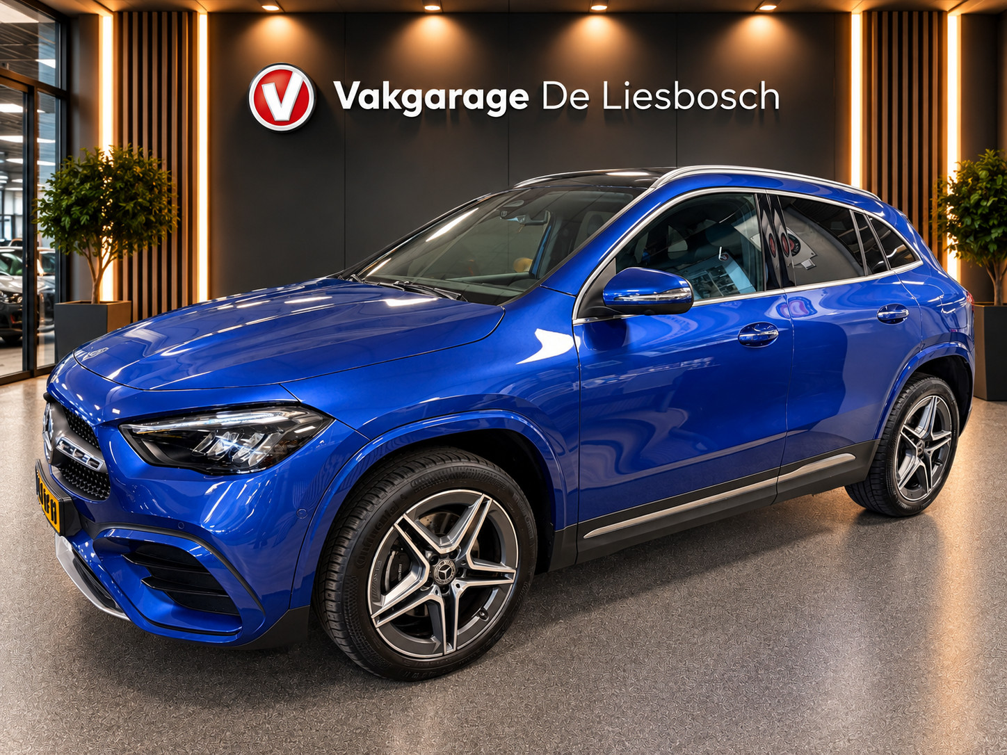 Mercedes-Benz GLA 250 e PHEV Star Edition AMG Line / Navigatie / Panoramadak / Camera/ Apple Carplay/leer alcantara