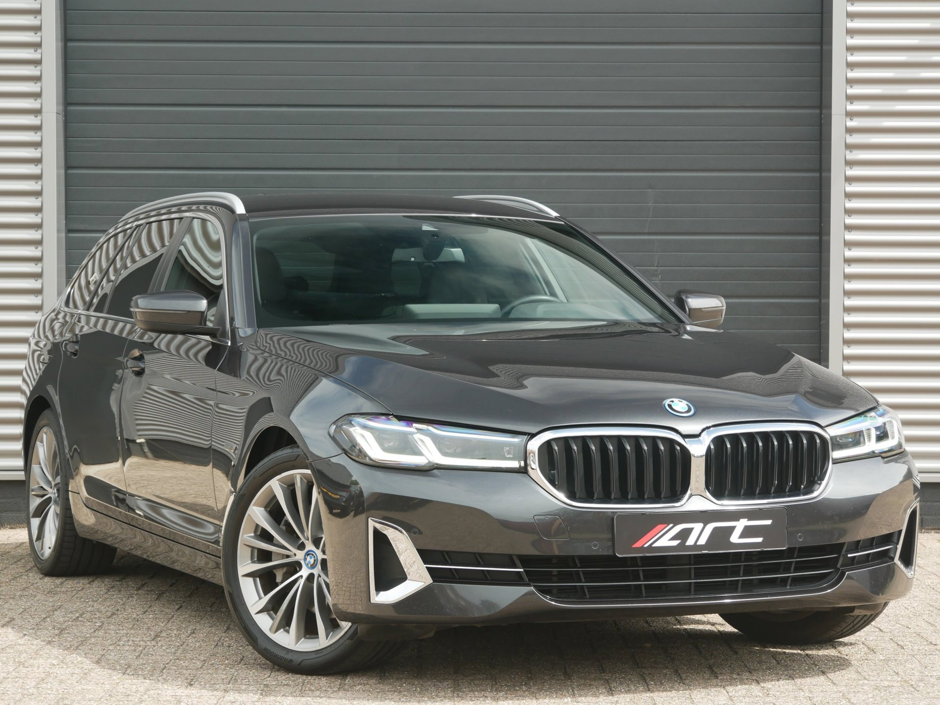 BMW 5 Serie Touring 520e Business Edition Plus 91% SOH, Trekhaak, Laser, Memory, Comfortstoelen