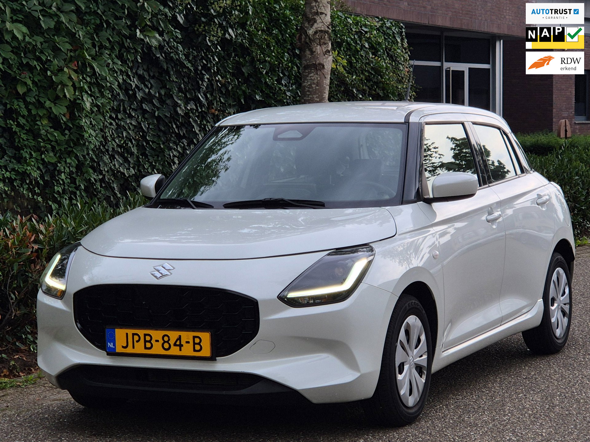 Suzuki Swift 1.2 Comfort Smart Hybrid CarPlay Adaptieve Cruise Control Dodehoekdetectie Fabrieksgarantie NL NAP
