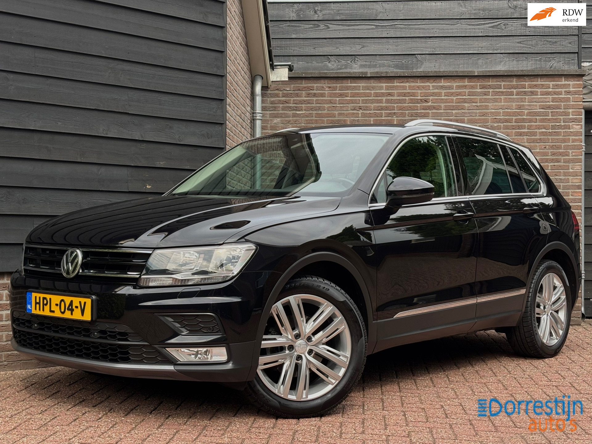 Volkswagen Tiguan 1.4 TSI Comfortline Business | Trekhaak | CarPlay | ACC | PDC | Navi