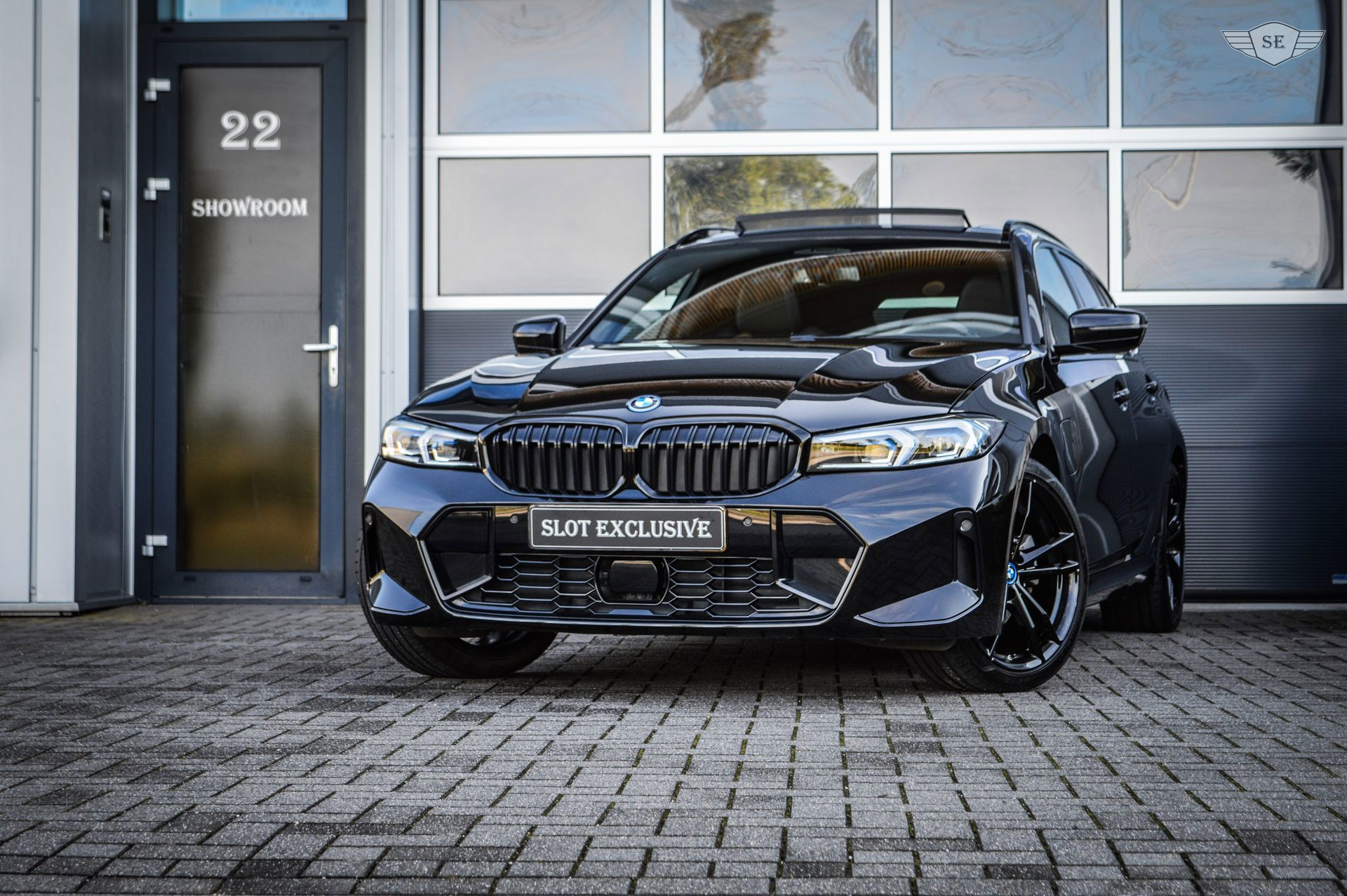 BMW 3 Serie Touring 330e|PANO|ACC|TREKHAAK|MEMORY|LED|CAMERA