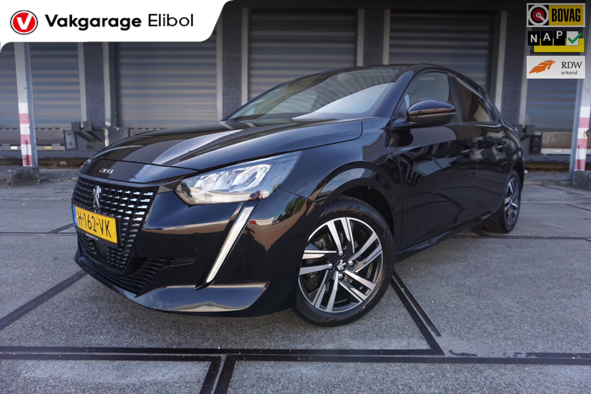 Peugeot 208 1.2 PureTech Blue Lease Allure