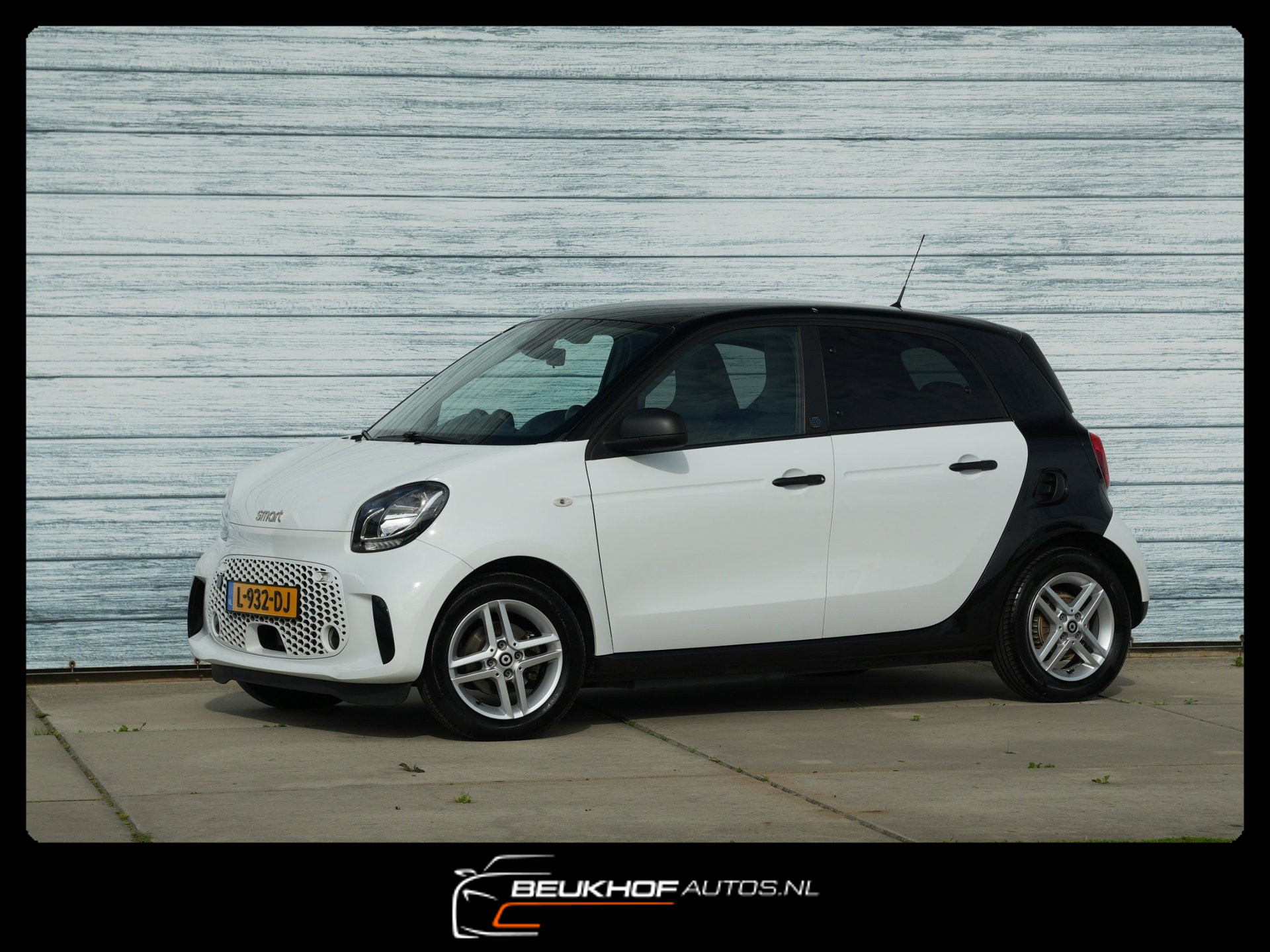 Smart Forfour EQ Essential Sport Automaat 18 kWh Airco Leer