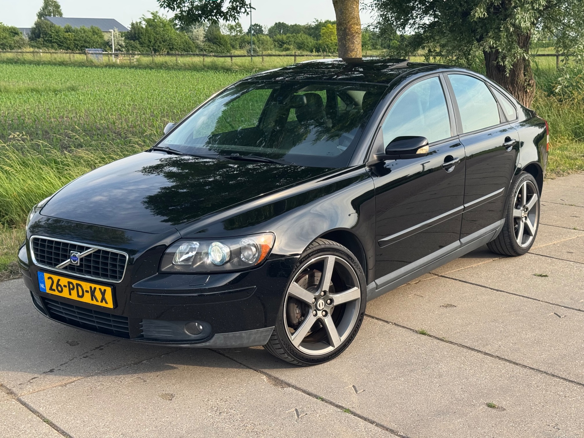 Volvo S40 2.5 T5 Exclusive 220PK AUTOMAAT|DAK|MEMORY|CLIMA|CRUISE|TREKHAAK