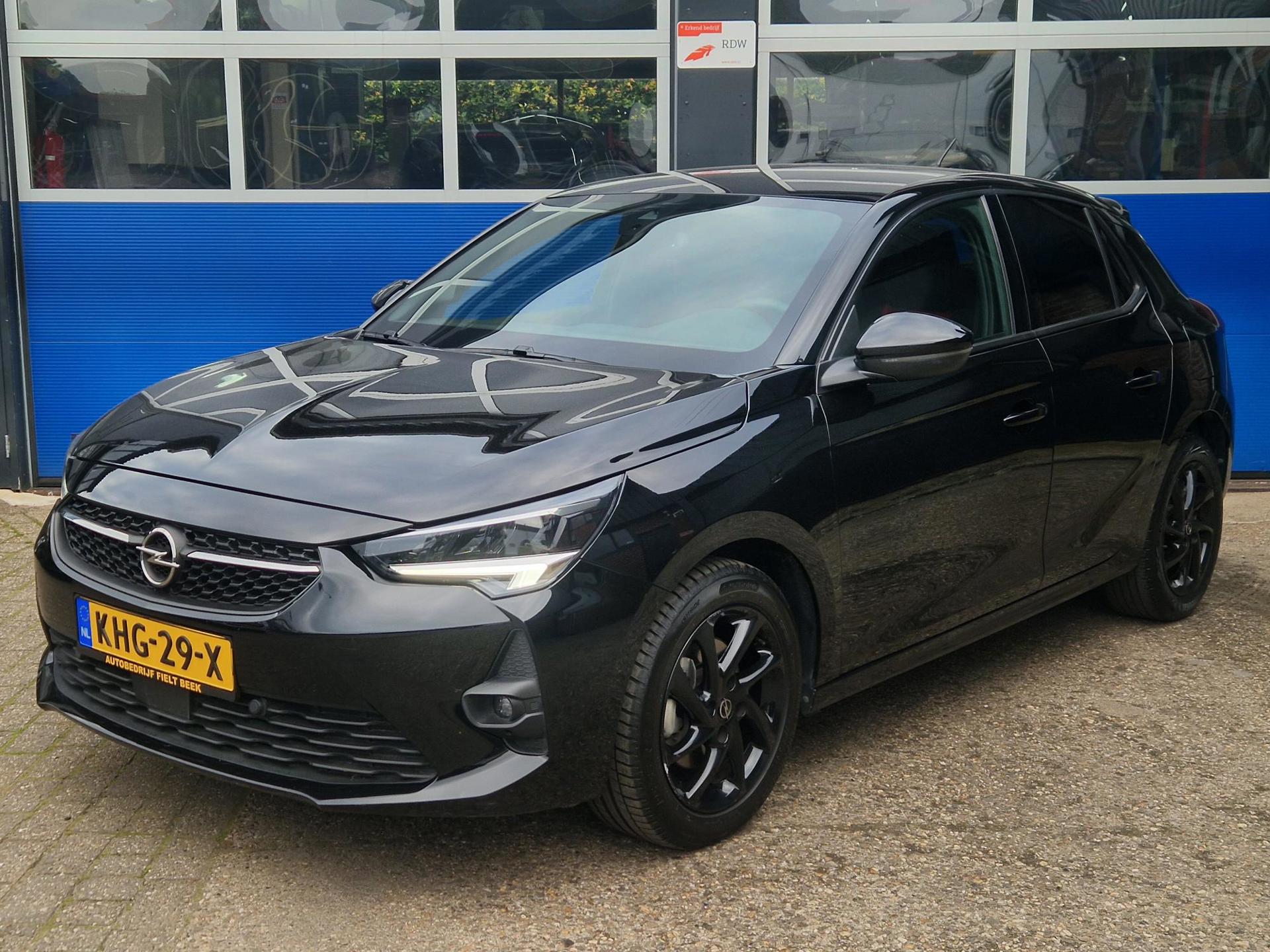 Opel Corsa 1.2 GS Line 131PK / Automaat / Nieuwe distributieriem / Carplay / Cruise control / Airco / Lichtmetalen velgen