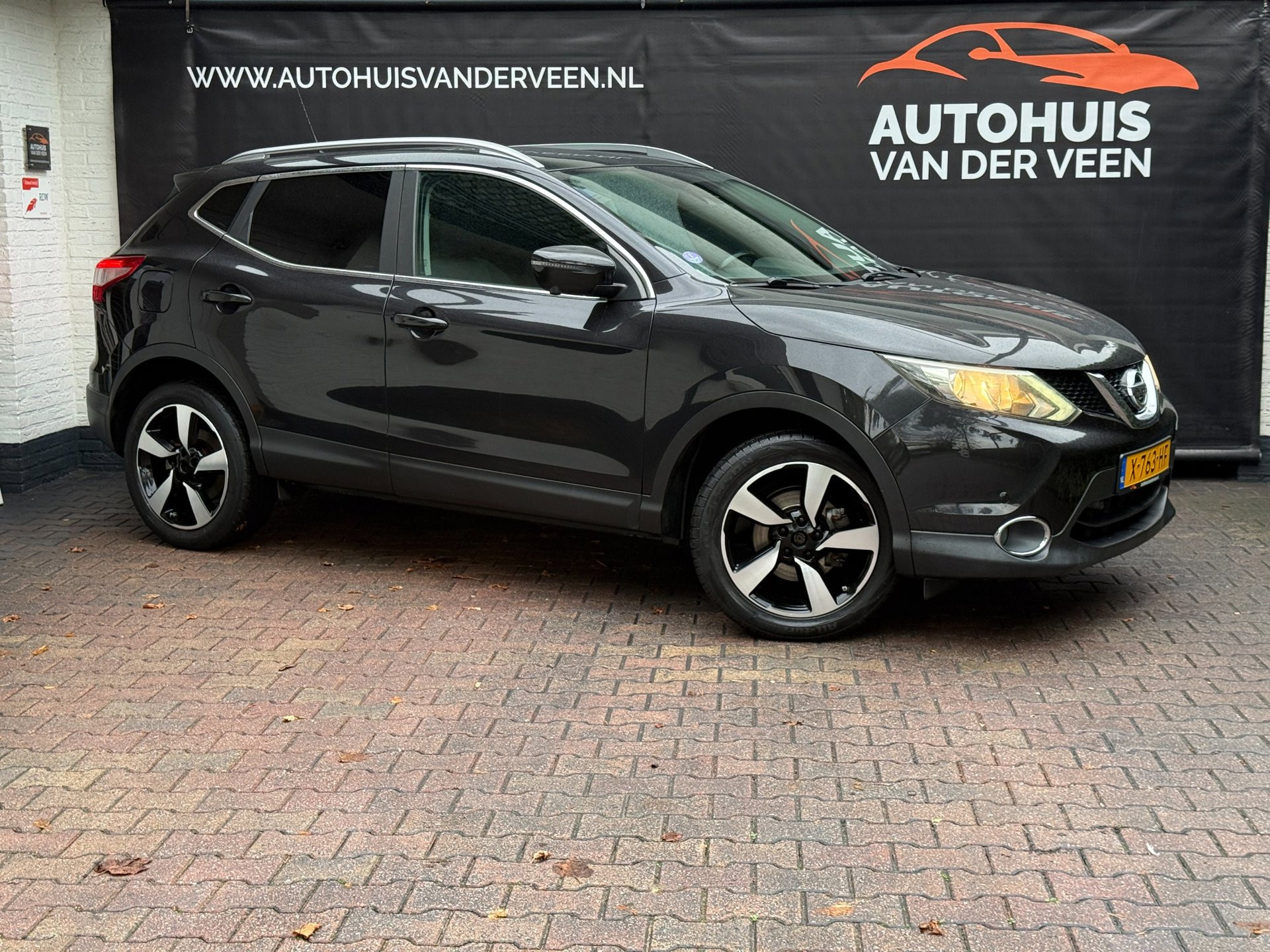Nissan QASHQAI 1.2 Connect Edition, Camera/Cruise/Clima/Pano/Etc.