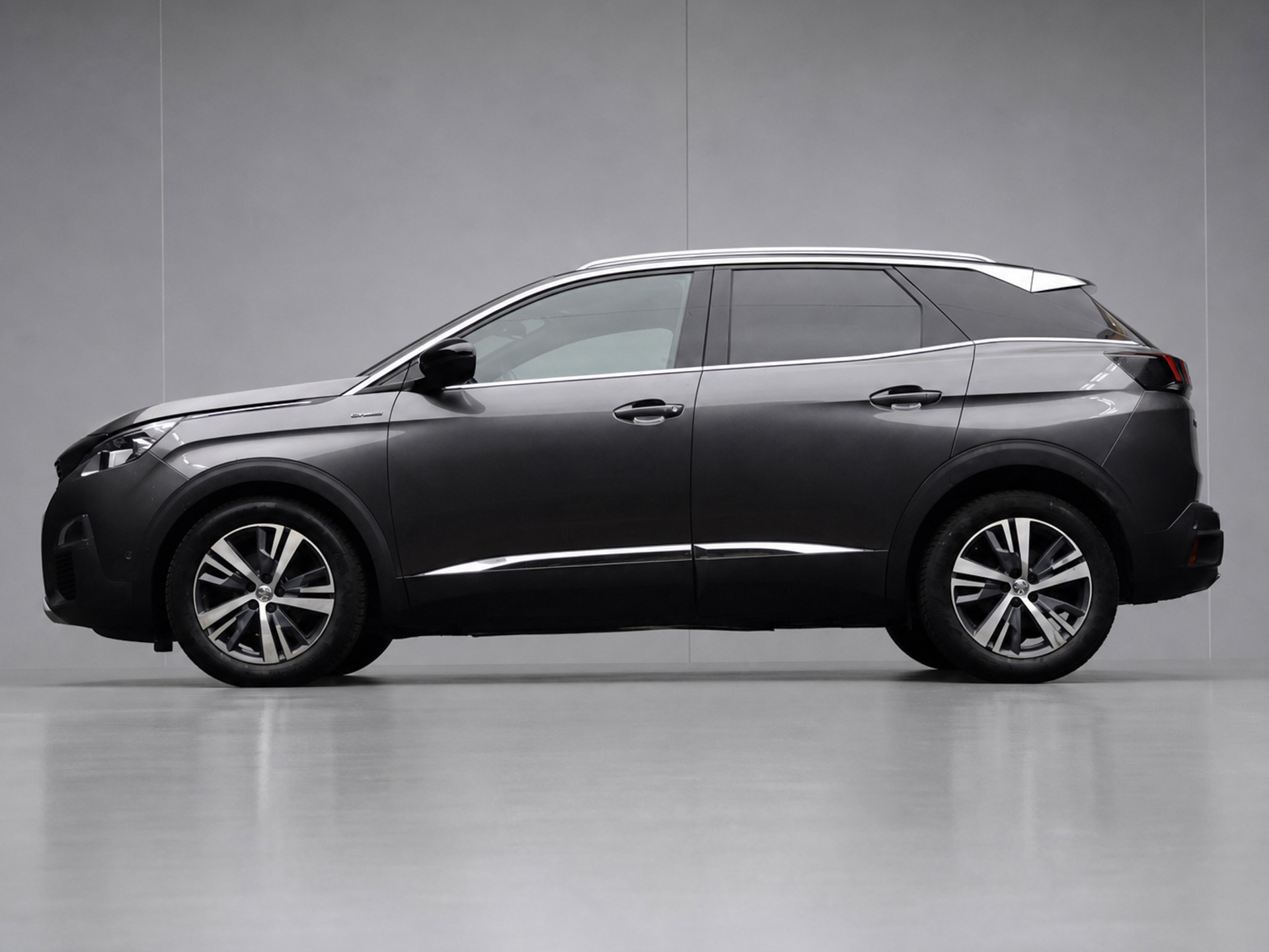 Peugeot 3008 1.6 e-THP GT Line (APPLE CARPLAY,LED,XENON,LEDER,ELECTRISCHE STOELEN,STOELVERWARMING,CAMERA,360 VIEW,NETTESTAAT)