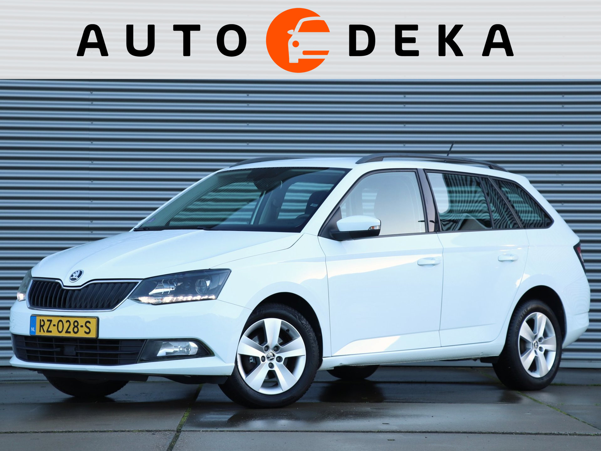 Škoda Fabia Combi 1.0 TSI Ambition Business *Navigatie*Sportstoelen*