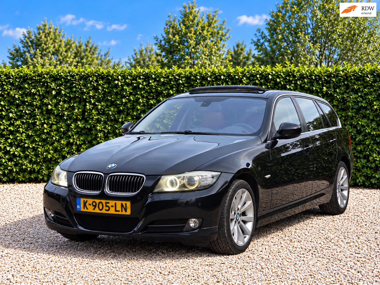 BMW 3 Serie Touring 325xi LCI High Executive 4×4/Pano/LED/Automaat