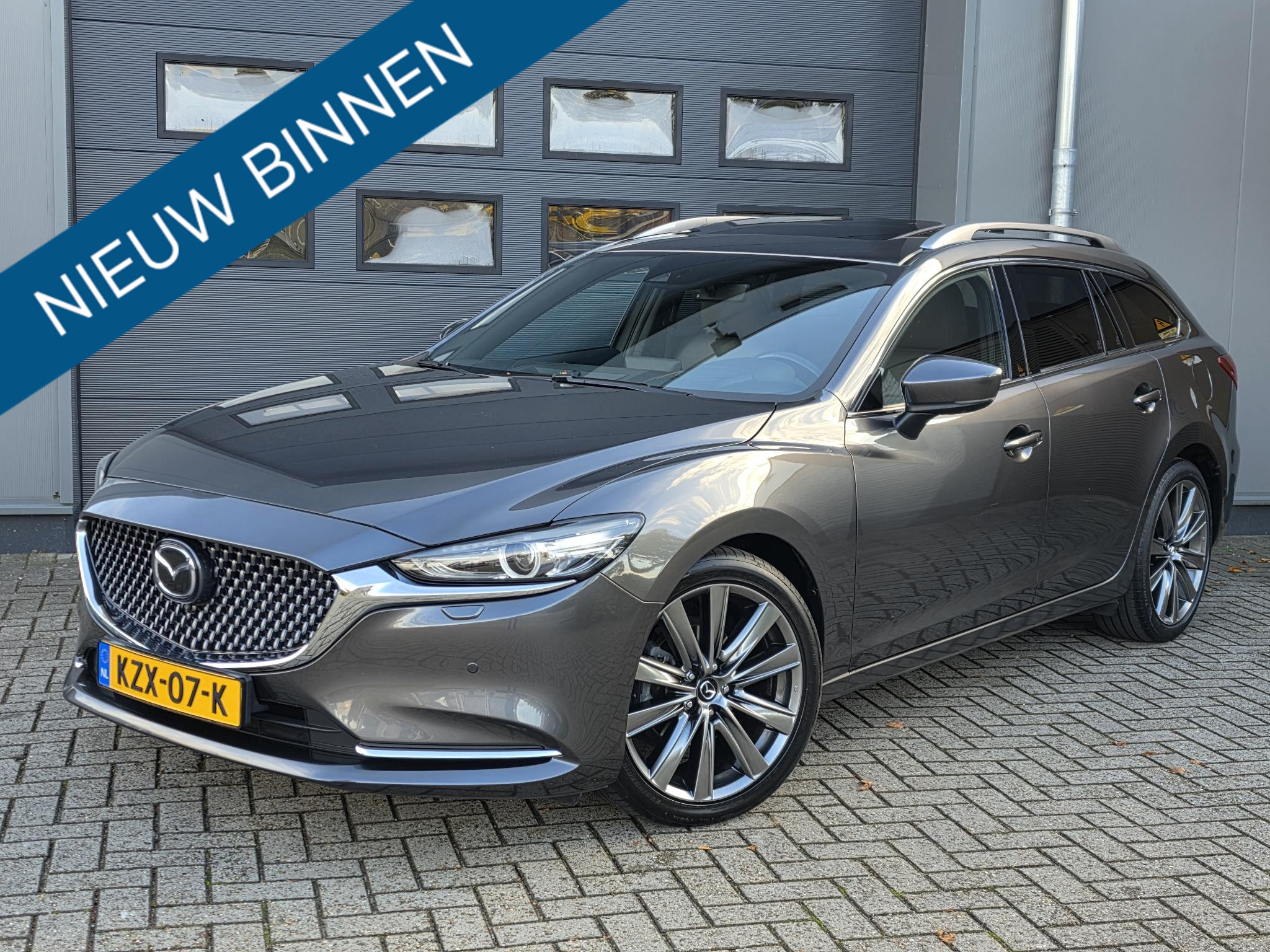 Mazda 6 Sportbreak 2.5 SkyActiv-G 194 Signature