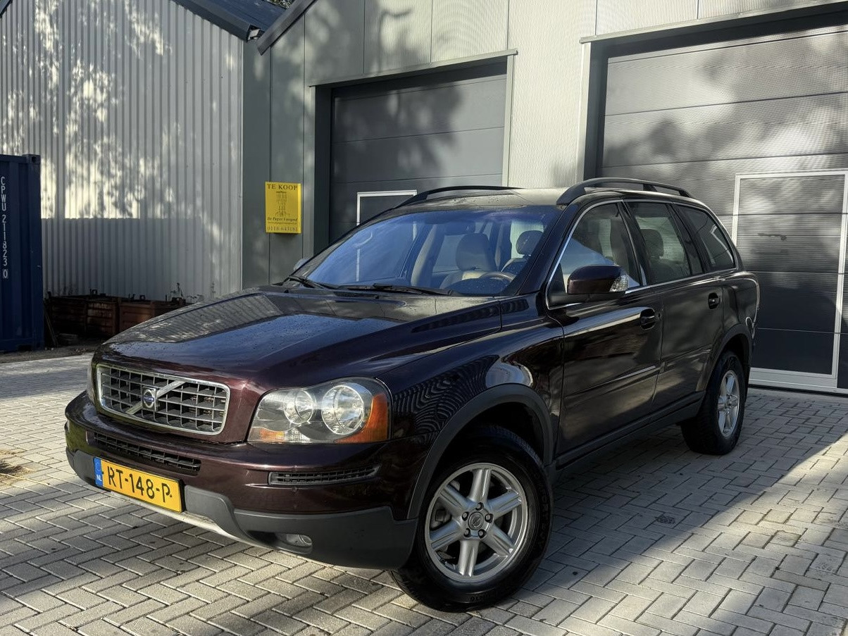 Volvo XC90 2.5 T Summum 5p.