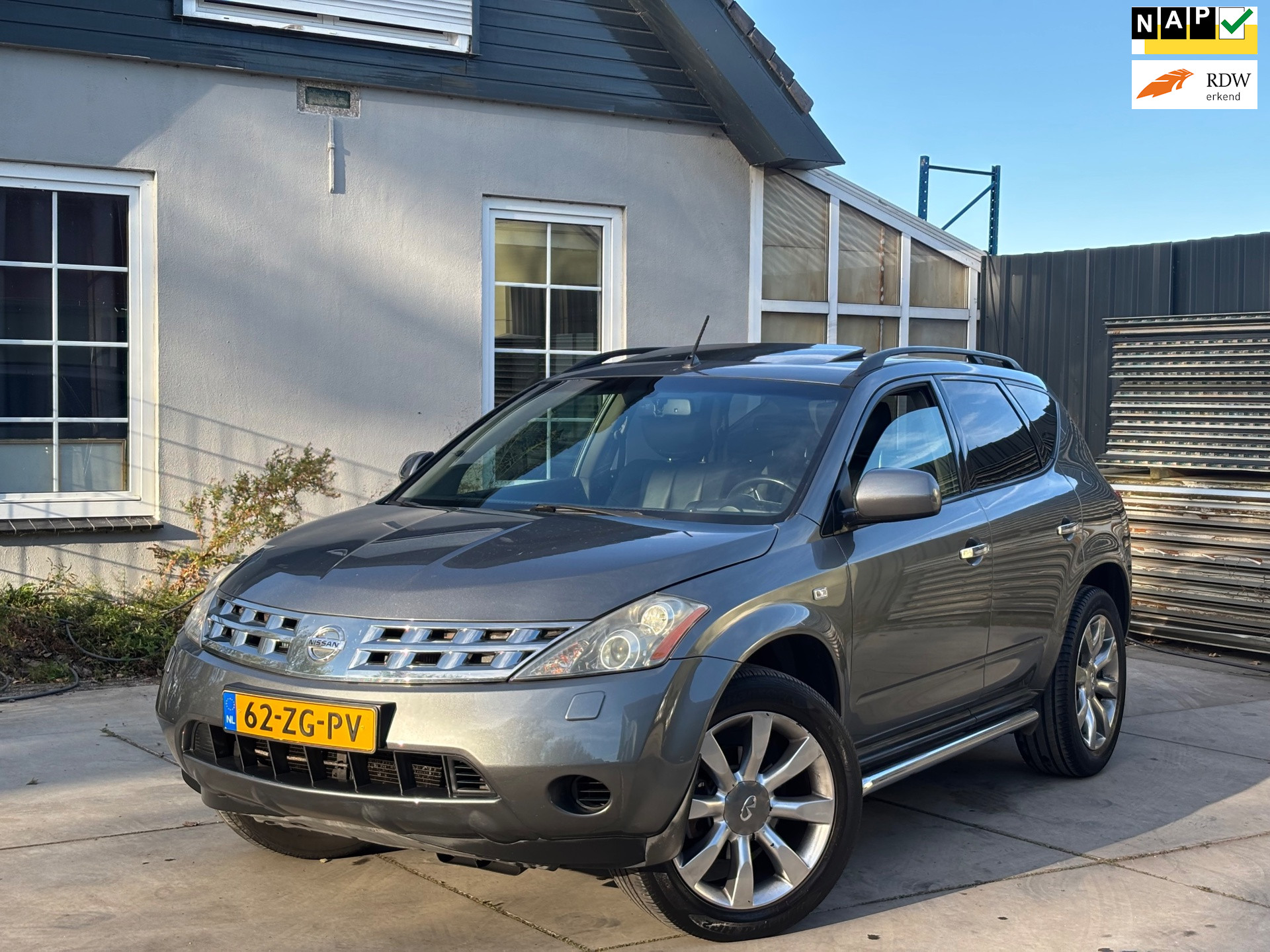 Nissan Murano 3.5 V6 | Nieuwe APK | Leder | Full option | Pano | NAP | V6 | Trekhaak | Automaat | Airco | El. Ramen !
