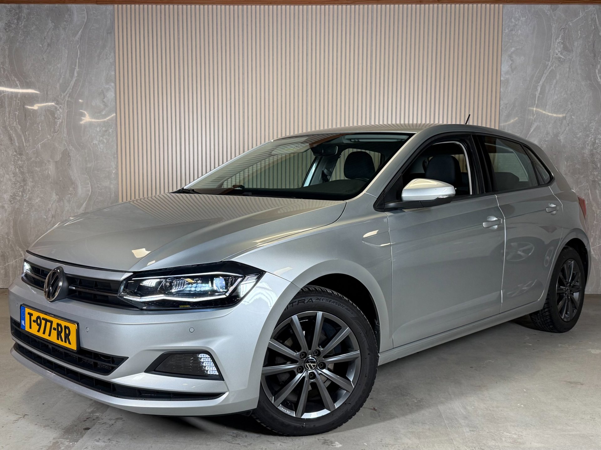 Volkswagen Polo 1.0 TSI DSG Highline Business R Carplay Xenon Led Cruise Control