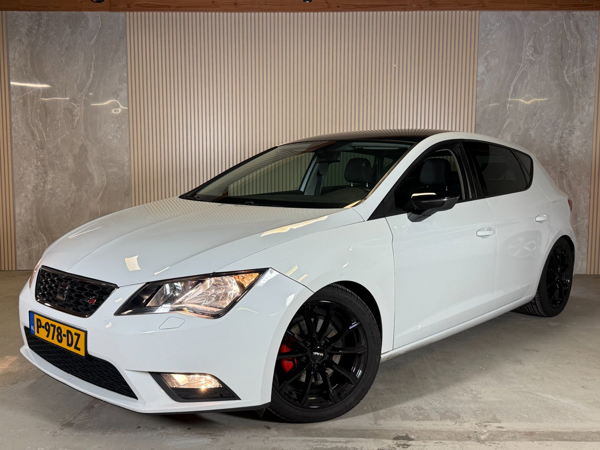 SEAT Leon 1.4 TSI FR Carplay Airco Cruise Control