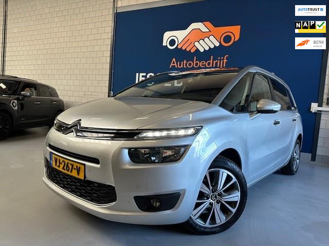 Citroën C4 Picasso 1.6 diesel/ grijs kenteken/ bj.2014/ navigatie/climate/trekhaak/ sportvelgen/ APK 11/2026 en NAP met 171913 km.